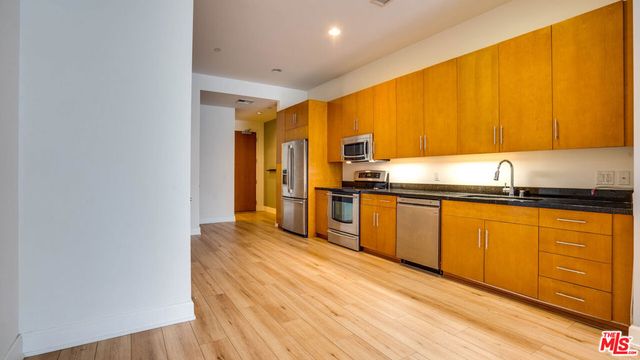 3223 W 6Th Street 207, Los Angeles, CA 90020