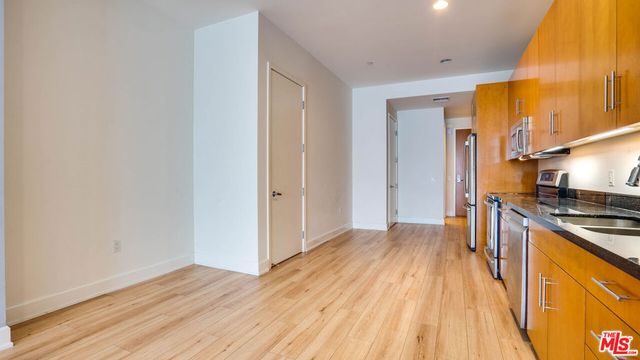 3223 W 6Th Street 207, Los Angeles, CA 90020