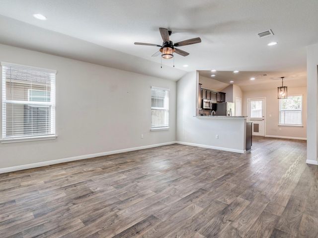 136 Dunlin LN, Leander, TX 78641