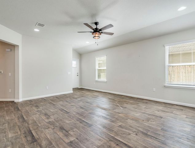 136 Dunlin LN, Leander, TX 78641