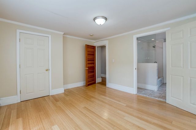4 Spruce Street 4, Dedham, MA 02026