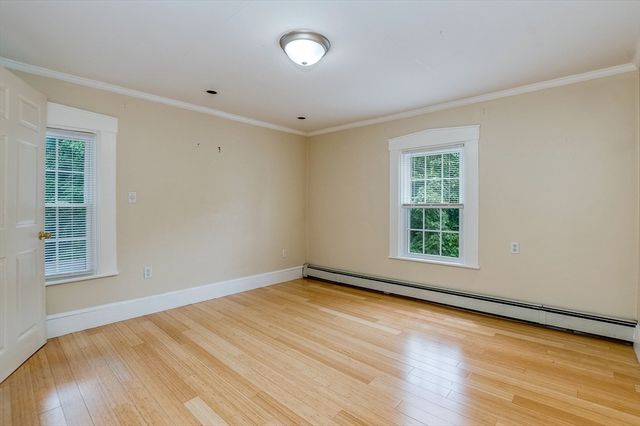 4 Spruce Street 4, Dedham, MA 02026
