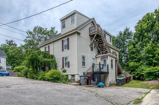 4 Spruce Street 4, Dedham, MA 02026