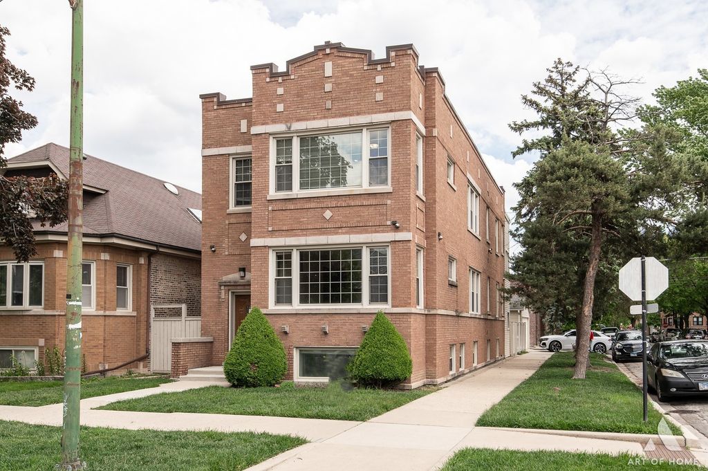 3301 N Kilbourn Avenue 2, Chicago, IL 60641