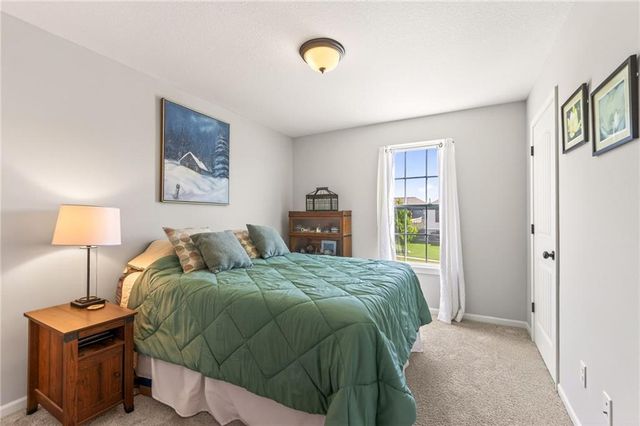 1704 Chestnut Street, Kearney, MO 64060