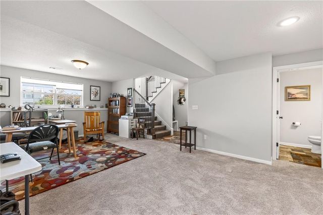 1704 Chestnut Street, Kearney, MO 64060