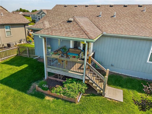 1704 Chestnut Street, Kearney, MO 64060