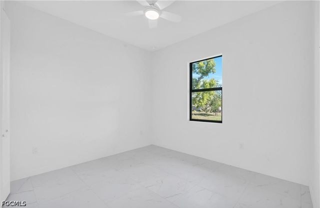 3924 NW 38th ST, Cape Coral, FL 33993