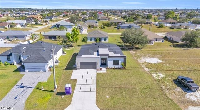 3924 NW 38th ST, Cape Coral, FL 33993