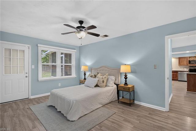 2204 Timberdale CT, Virginia Beach, VA 23456