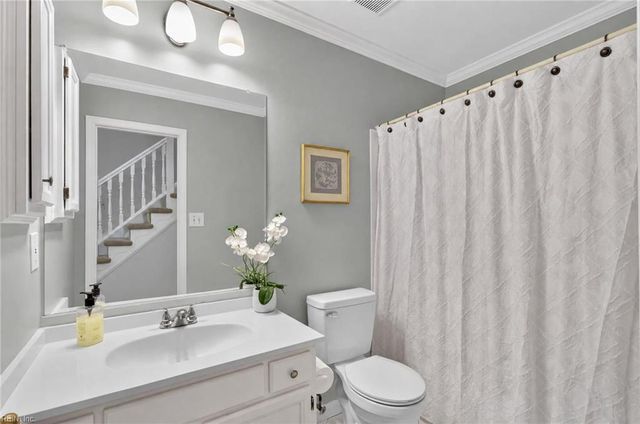 2204 Timberdale CT, Virginia Beach, VA 23456