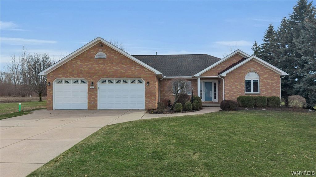 5005 Harris Hill Road, Clarence, NY 14221