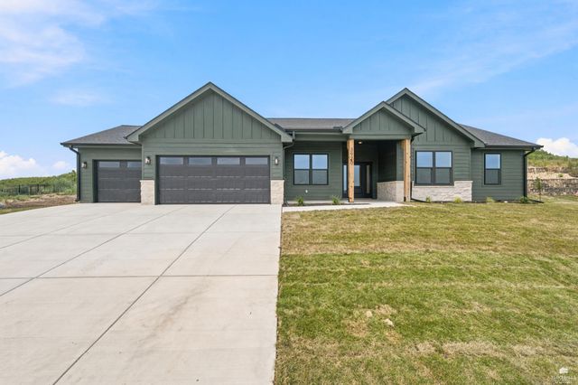 3920 Travers Circle, Manhattan, KS 66503
