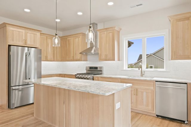 3920 Travers Circle, Manhattan, KS 66503