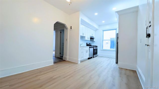 18-44 21st Drive, Astoria, NY 11105