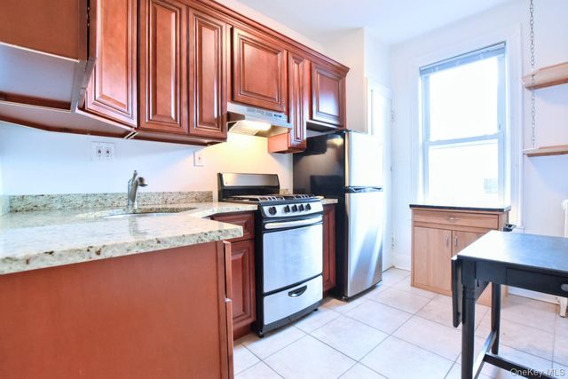 18-44 21st Drive, Astoria, NY 11105