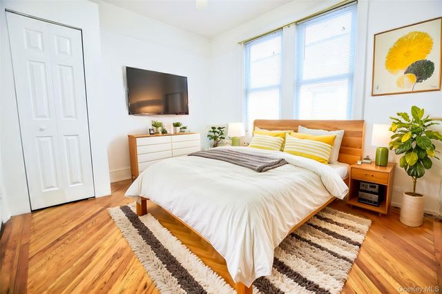 18-44 21st Drive, Astoria, NY 11105