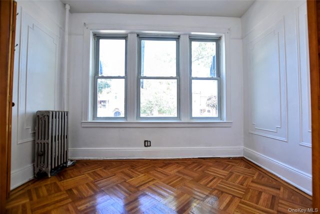 18-44 21st Drive, Astoria, NY 11105