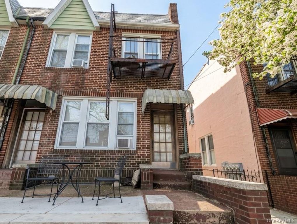 18-44 21st Drive, Astoria, NY 11105
