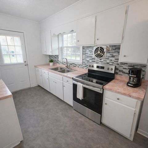 1324 Springdale Drive, Orangeburg, SC 29118