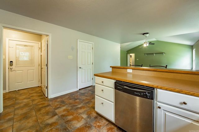 300 Weathering Lane, Austin, AR 72007