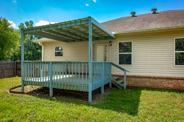 300 Weathering Lane, Austin, AR 72007