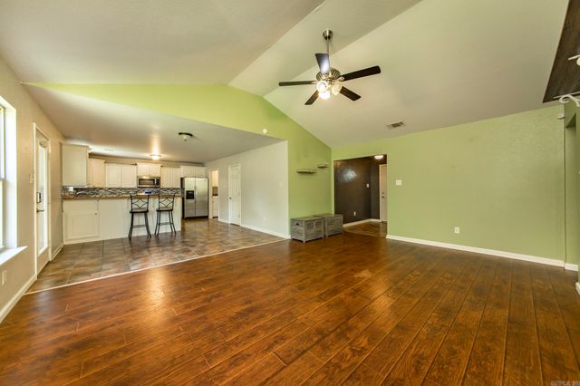 300 Weathering Lane, Austin, AR 72007