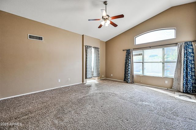 2400 E WHITTEN Street, Chandler, AZ 85225