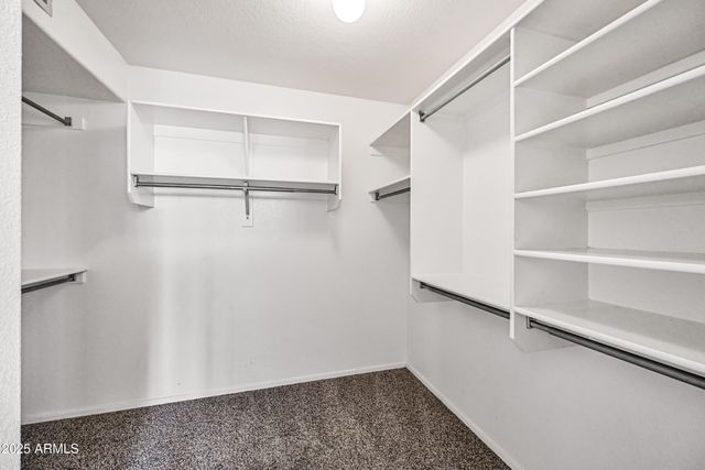 2400 E WHITTEN Street, Chandler, AZ 85225