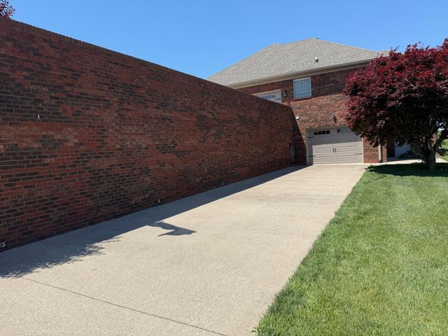 700 Carolina Court, Richmond, KY 40475
