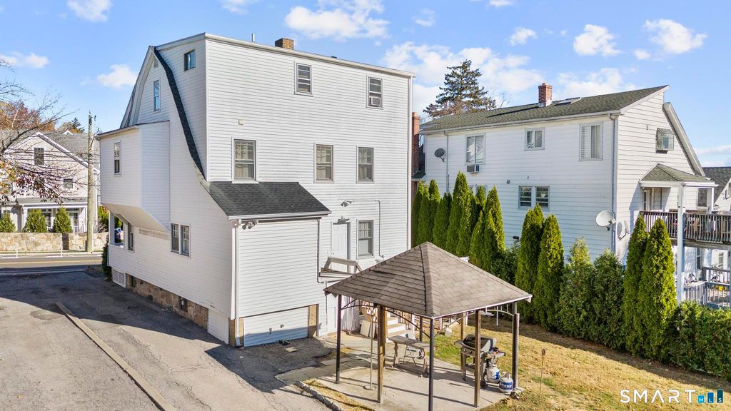 118 Colonial Road 1st Floor, Stamford, CT 06906