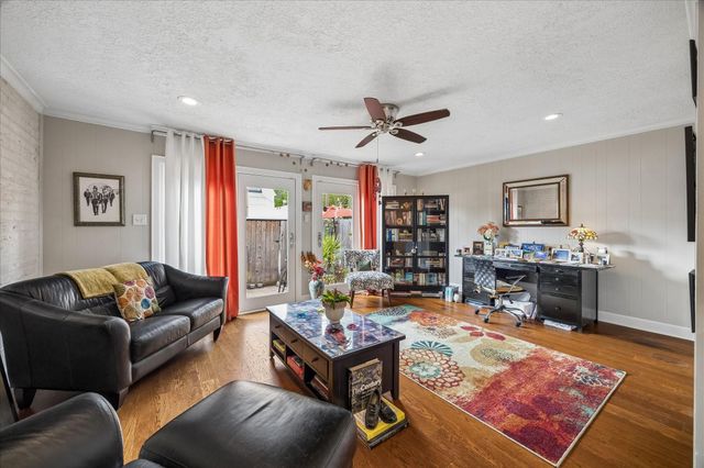 413 N Post Oak Lane 413, Houston, TX 77024