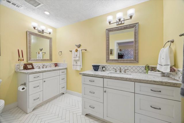 413 N Post Oak Lane 413, Houston, TX 77024