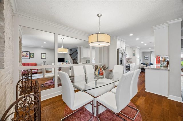 413 N Post Oak Lane 413, Houston, TX 77024