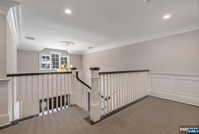 11 Aldbury Drive, Upper Saddle River, NJ 07458