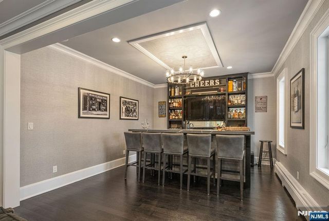 11 Aldbury Drive, Upper Saddle River, NJ 07458