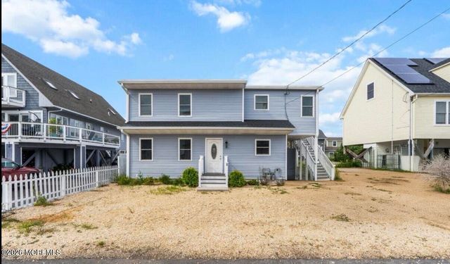 40 Bay Shore Drive A & B, Toms River, NJ 08753