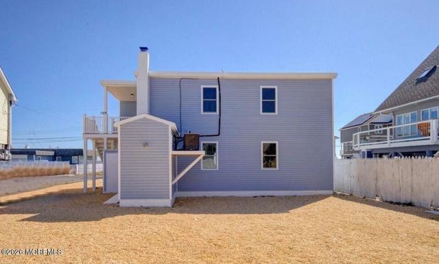 40 Bay Shore Drive A & B, Toms River, NJ 08753