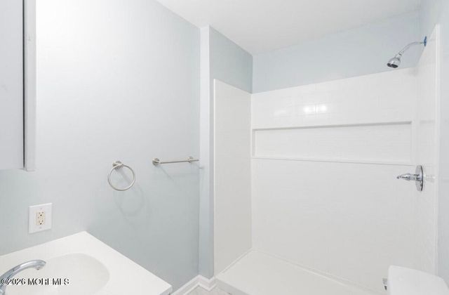 40 Bay Shore Drive A & B, Toms River, NJ 08753