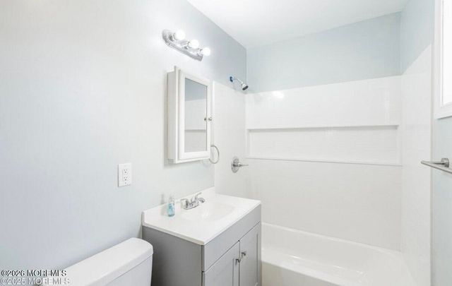 40 Bay Shore Drive A & B, Toms River, NJ 08753