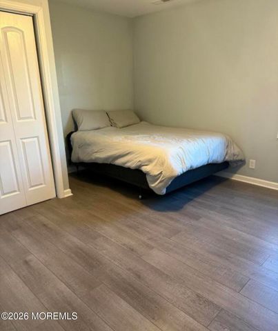 40 Bay Shore Drive A & B, Toms River, NJ 08753