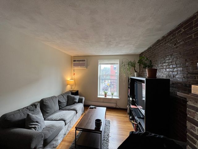 267 Main 2A, Boston, MA 02129