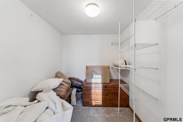 7206 S 157Th Street, Omaha, NE 68136