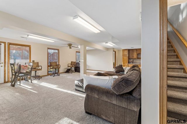 7206 S 157Th Street, Omaha, NE 68136