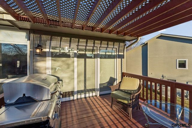 7206 S 157Th Street, Omaha, NE 68136