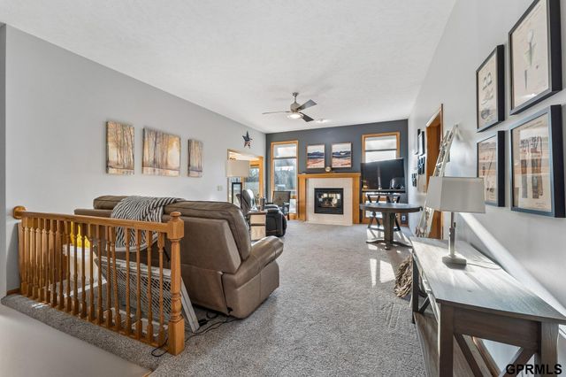 7206 S 157Th Street, Omaha, NE 68136