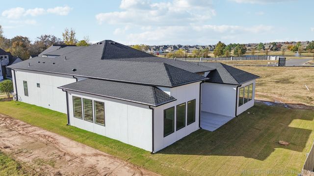 2335 E 135th Drive S, Bixby, OK 74008