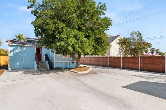 1105 Orange Street, Redlands, CA 92374
