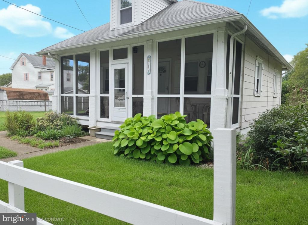 719 LILY ST, HAMILTON, NJ 08610 — photo 2