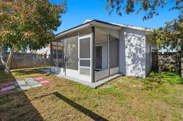 9760 VIOLET DRIVE, Orlando, FL 32824